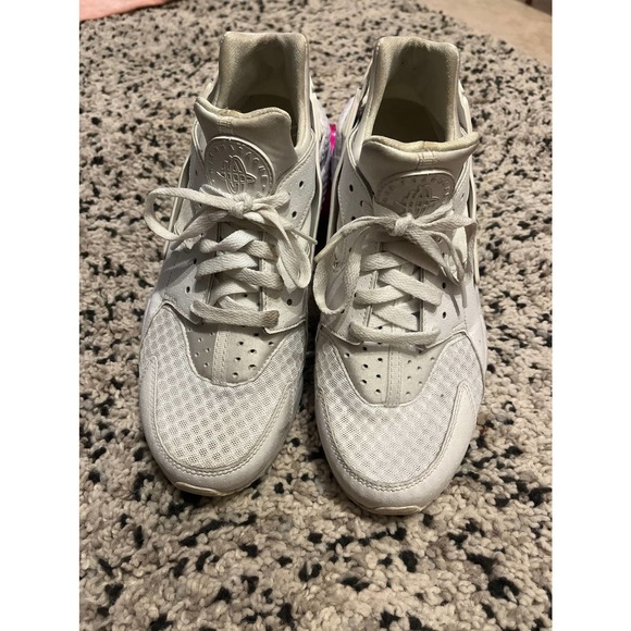 Nike Huarache Run Size 9.5 Retail $150 - Picture 6 of 6